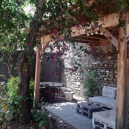 Charmante Maison De Ville Avec Jardin แปร์ปินญอง ภายนอก รูปภาพ